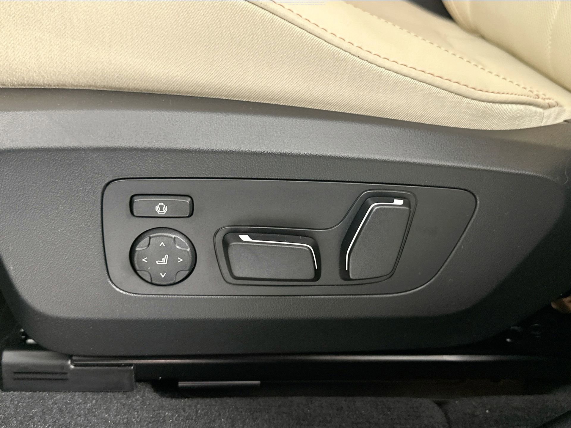 New 2026 BMW X3 xDrive30 w/ Convenience Package image 18