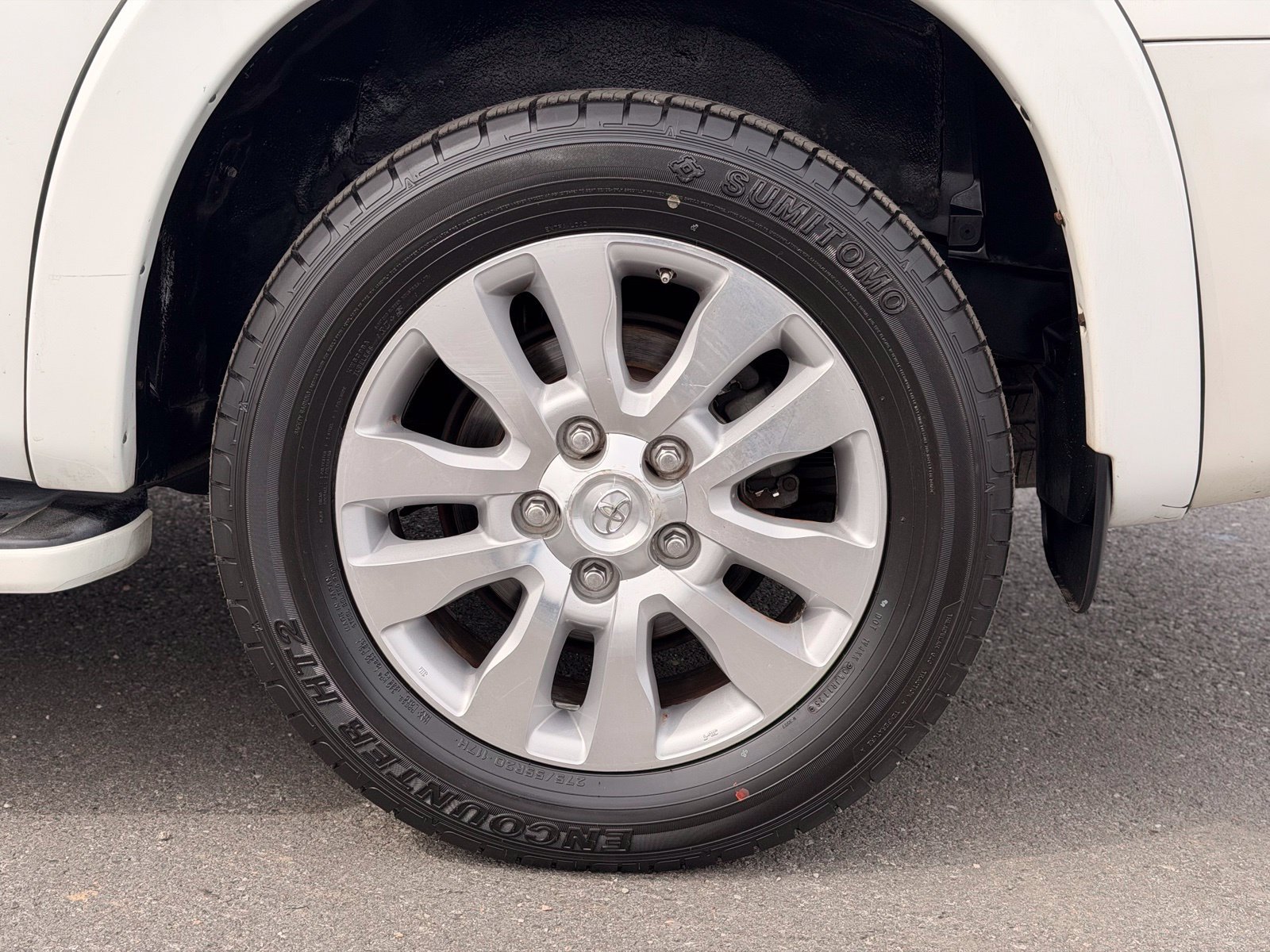 Used 2015 Toyota Sequoia Platinum RWD image 13