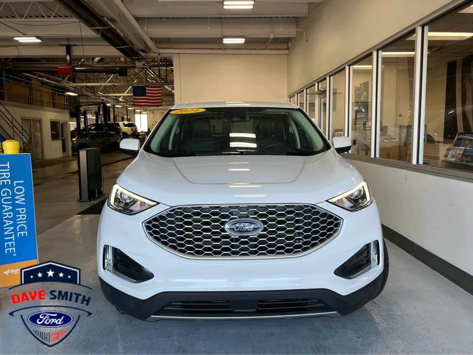 Certified 2024 Ford Edge SEL w/ Convenience Package AWD/4WD image 47