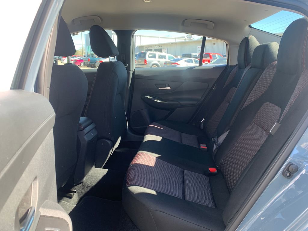 New 2026 Nissan Sentra SR w/ Floor Mat Package FWD image 22