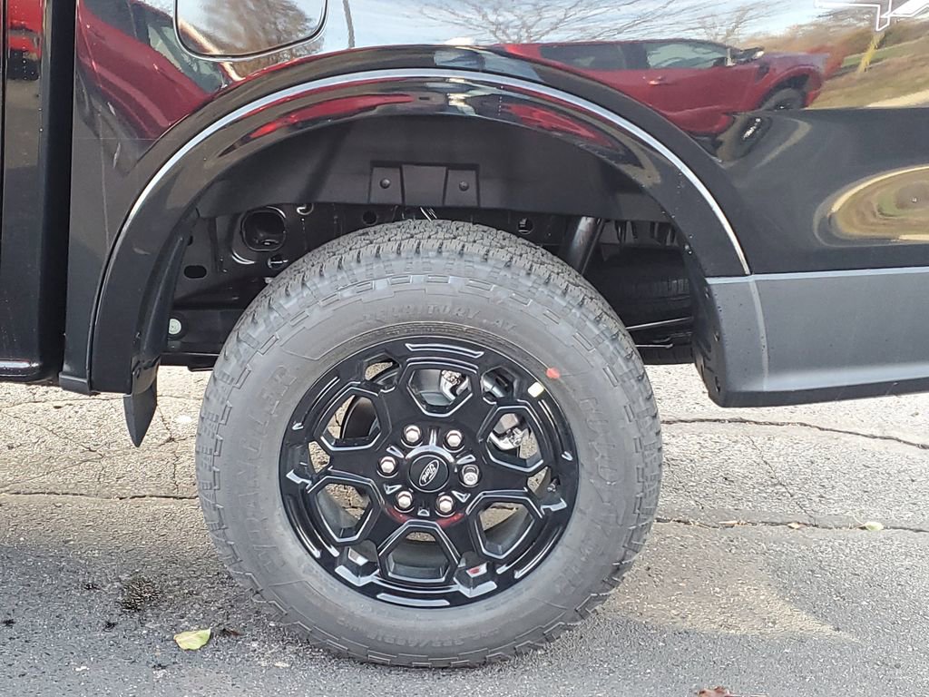 New 2025 Ford Ranger Lariat w/ Black Appearance Package image 31