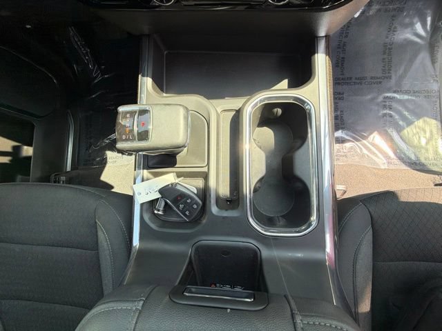 Used 2023 Chevrolet Silverado 1500 RST w/ Convenience Package II AWD/4WD image 34
