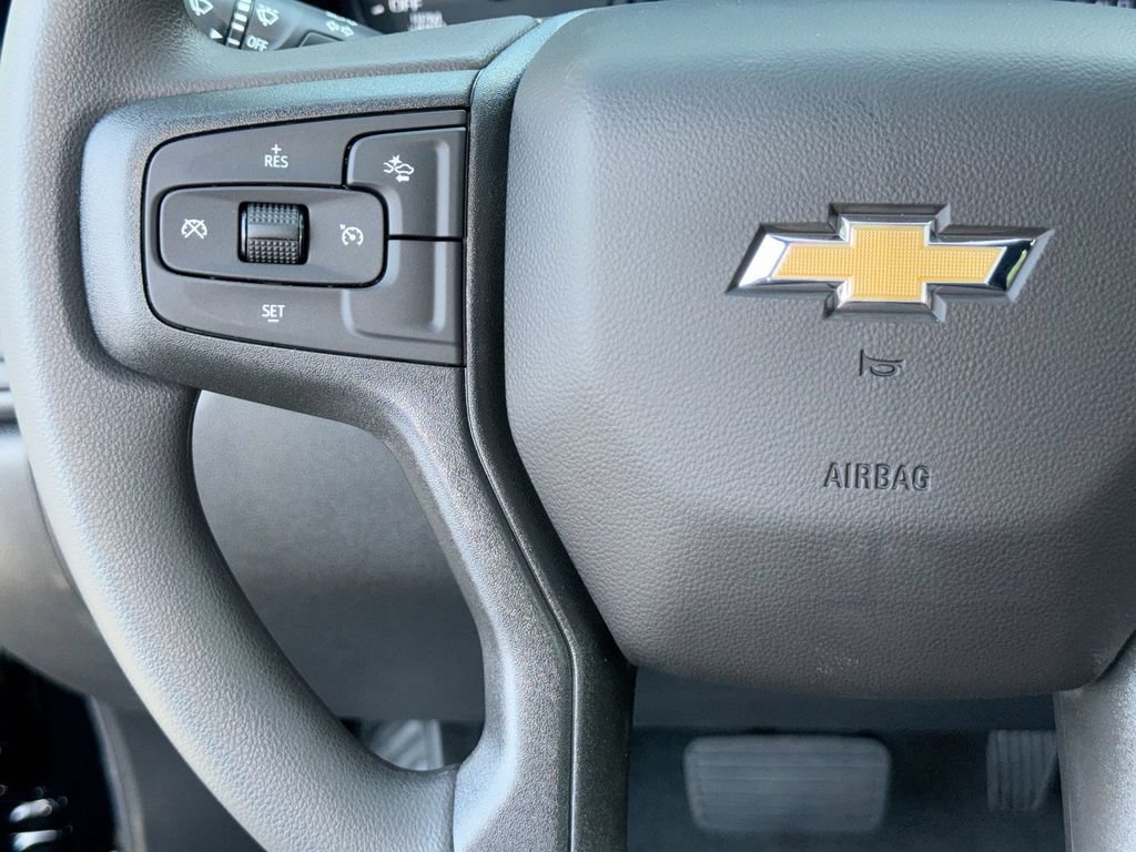 New 2026 Chevrolet Silverado 1500 Custom w/ LPO, Dark Essentials Package RWD image 17