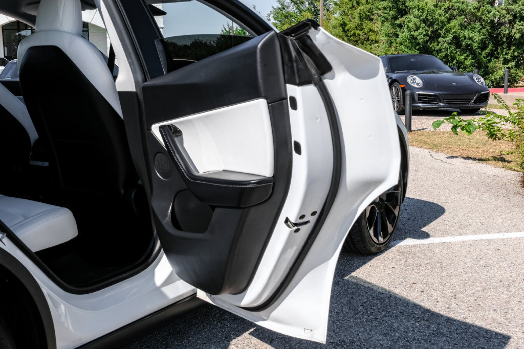Used 2020 Tesla Model Y Long Range AWD/4WD image 39