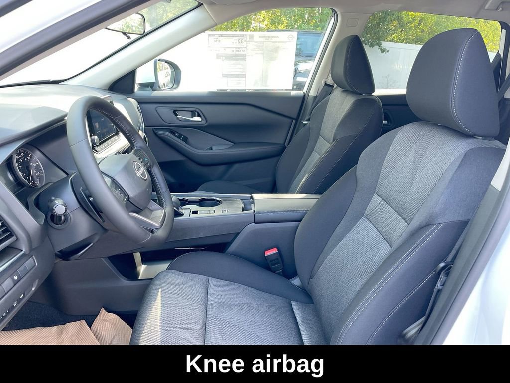 Used 2026 Nissan Rogue SV w/ Cold Weather Package image 23