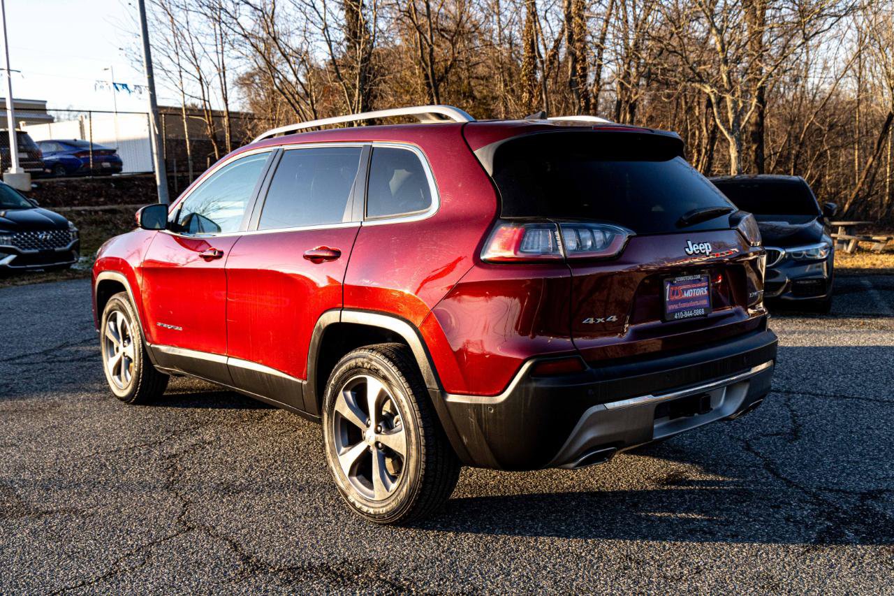 Used 2021 Jeep Cherokee Limited w/ Elite Package AWD/4WD image 4