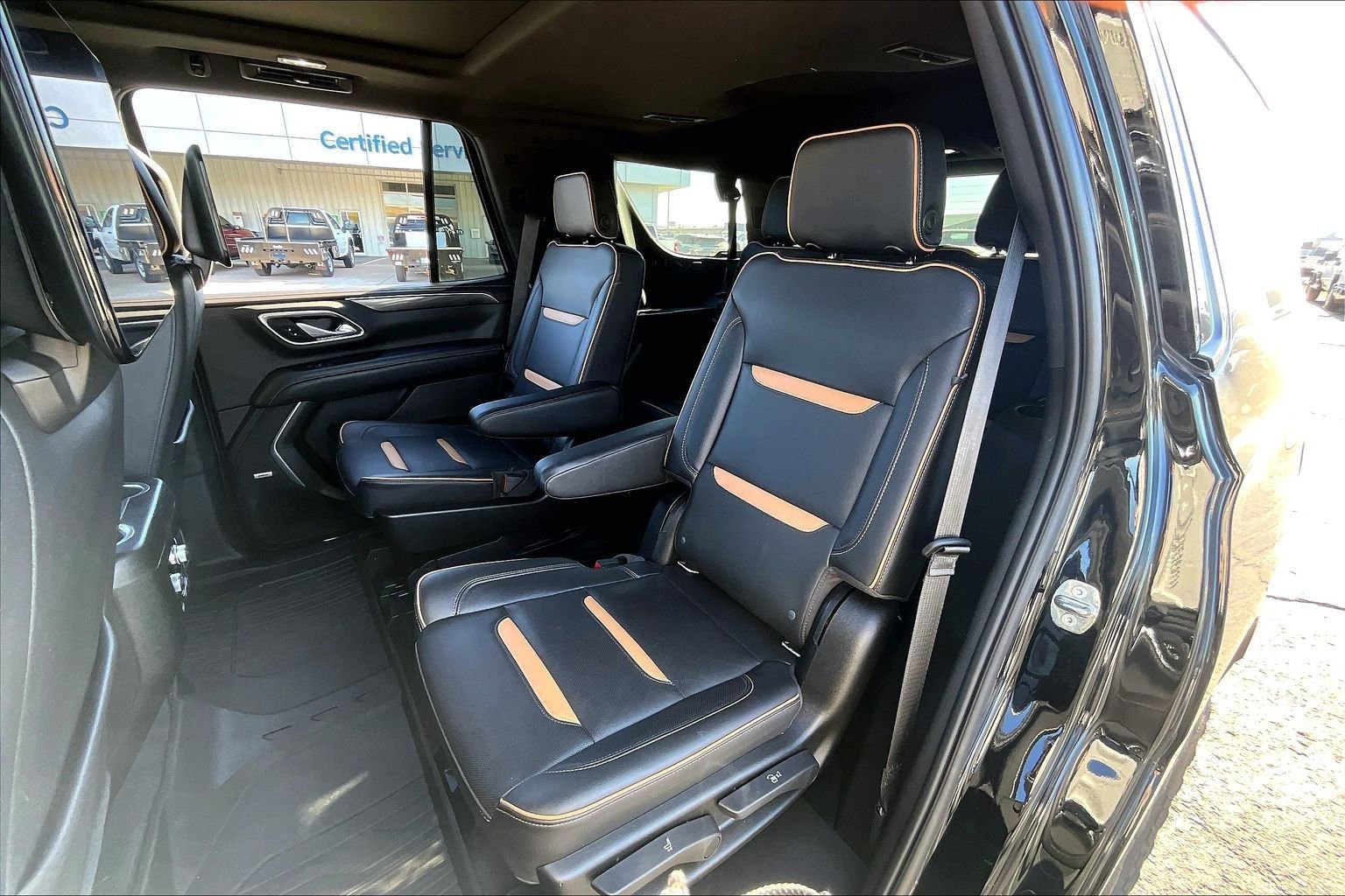 Used 2021 GMC Yukon AT4 w/ AT4 Premium Plus Package image 28