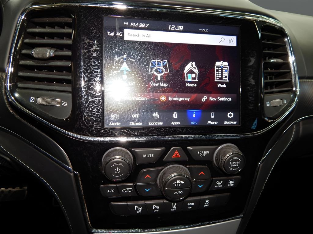 Used 2020 Jeep Grand Cherokee SRT image 29