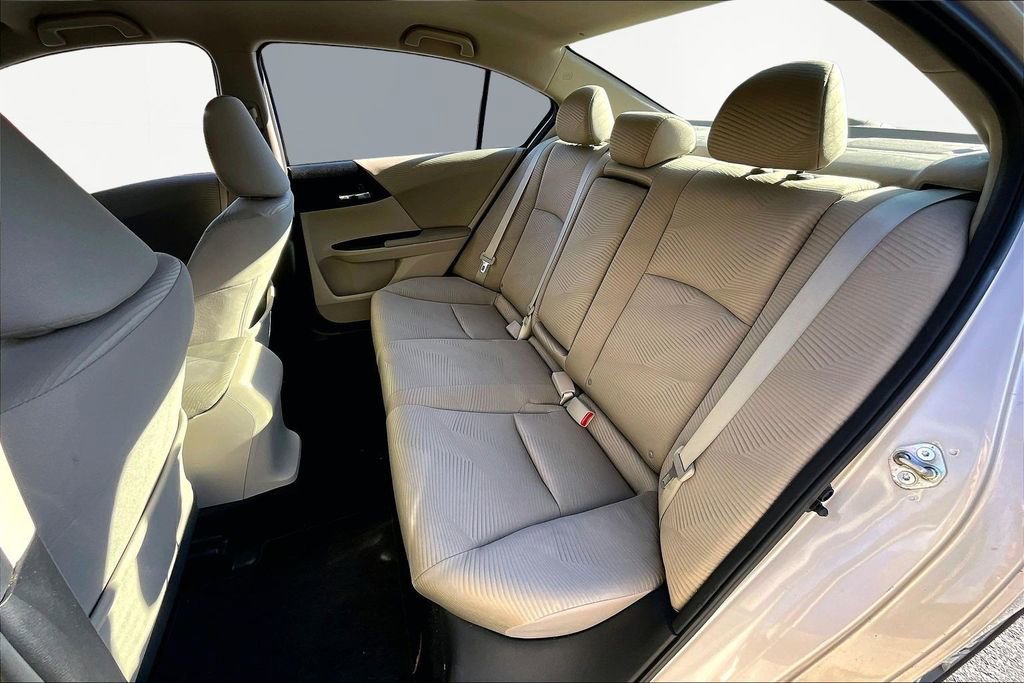 Used 2015 Honda Accord LX image 16