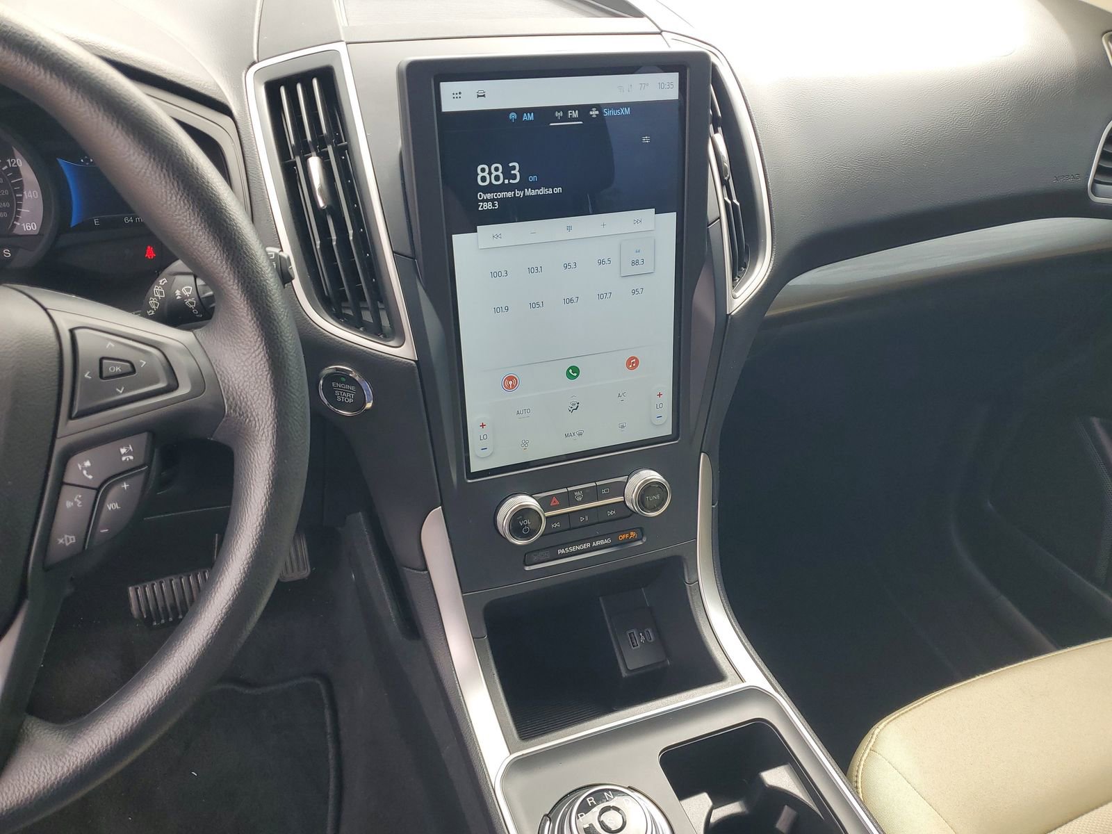 Certified 2024 Ford Edge SE image 21