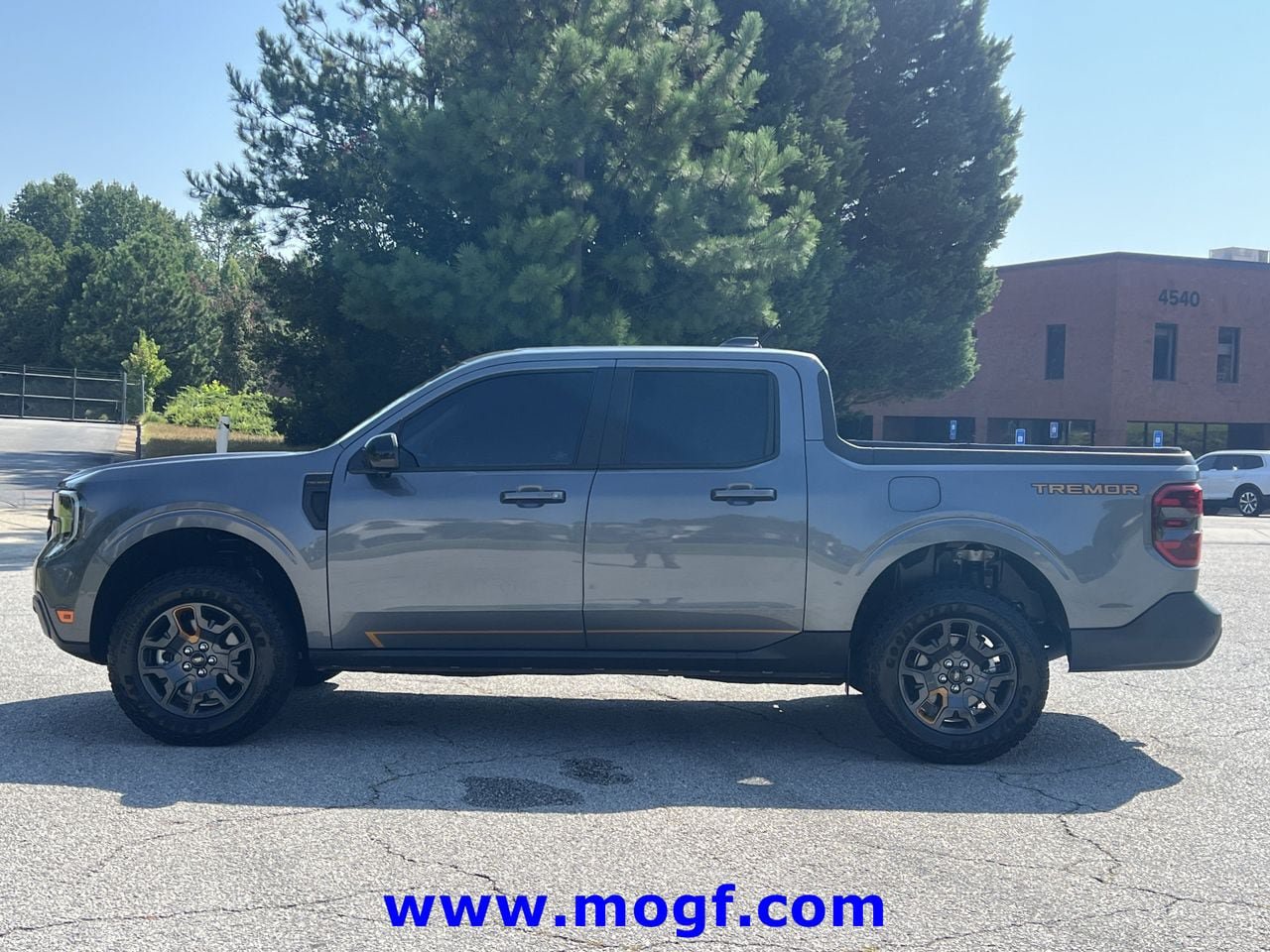 Used 2025 Ford Maverick Tremor AWD/4WD image 26