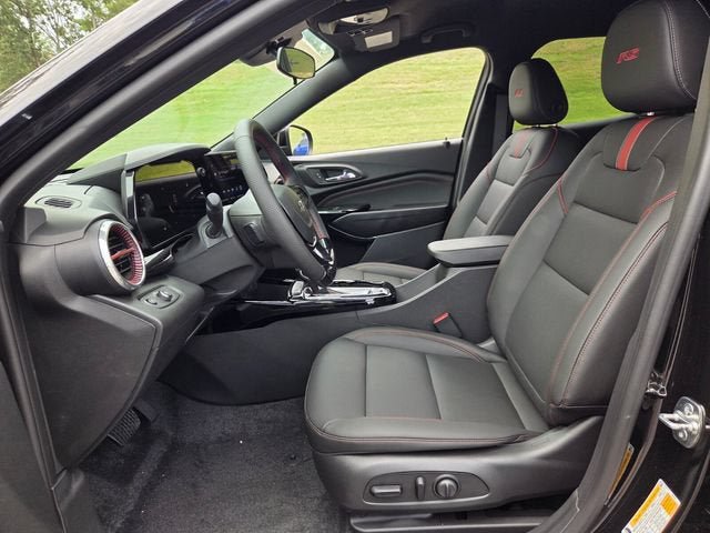 New 2026 Chevrolet Trax RS w/ Driver Confidence Package FWD image 8
