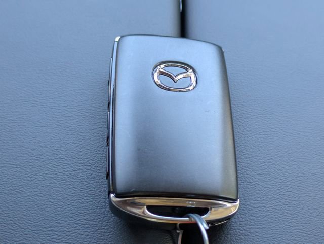 New 2026 MAZDA CX-90 Plug-In Hybrid w/Premium Sport image 32