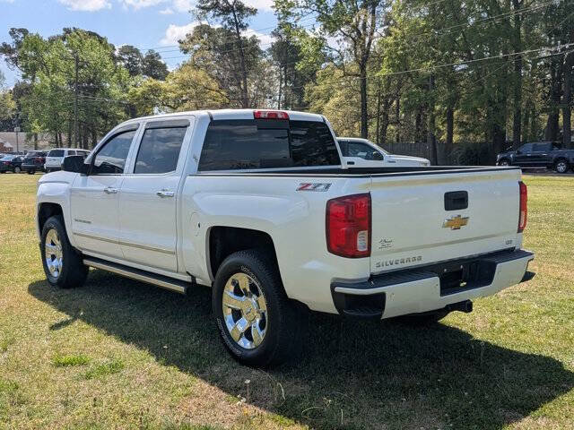 Used 2017 Chevrolet Silverado 1500 LTZ Z71 w/ LTZ Plus Package AWD/4WD image 5