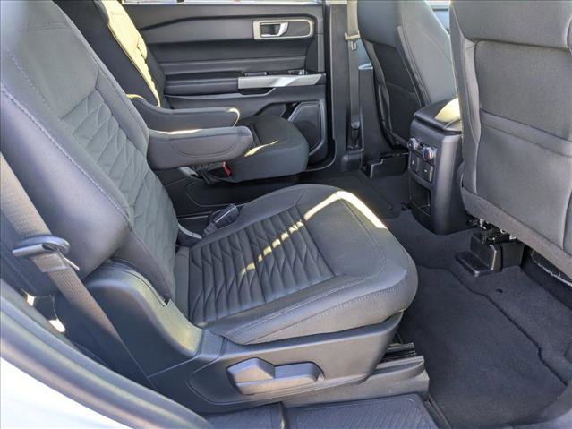 Used 2021 Ford Explorer XLT w/ Class III Trailer Tow Package image 18