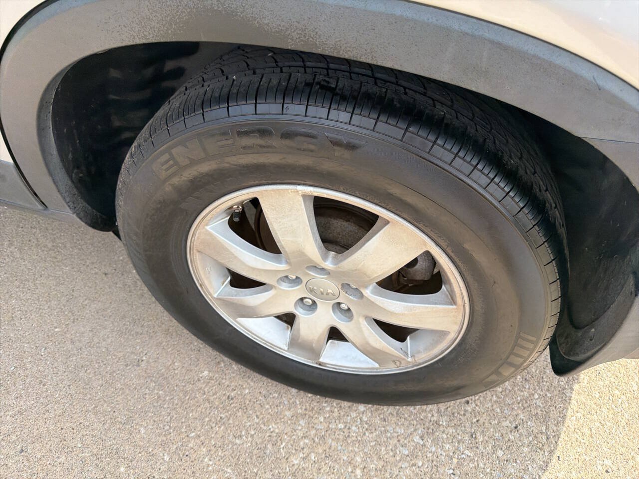 Used 2013 Kia Sorento LX w/ Convenience Pkg FWD image 7