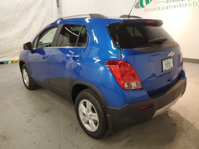 Used 2016 Chevrolet Trax LT w/ LT Convenience Package AWD/4WD image 4