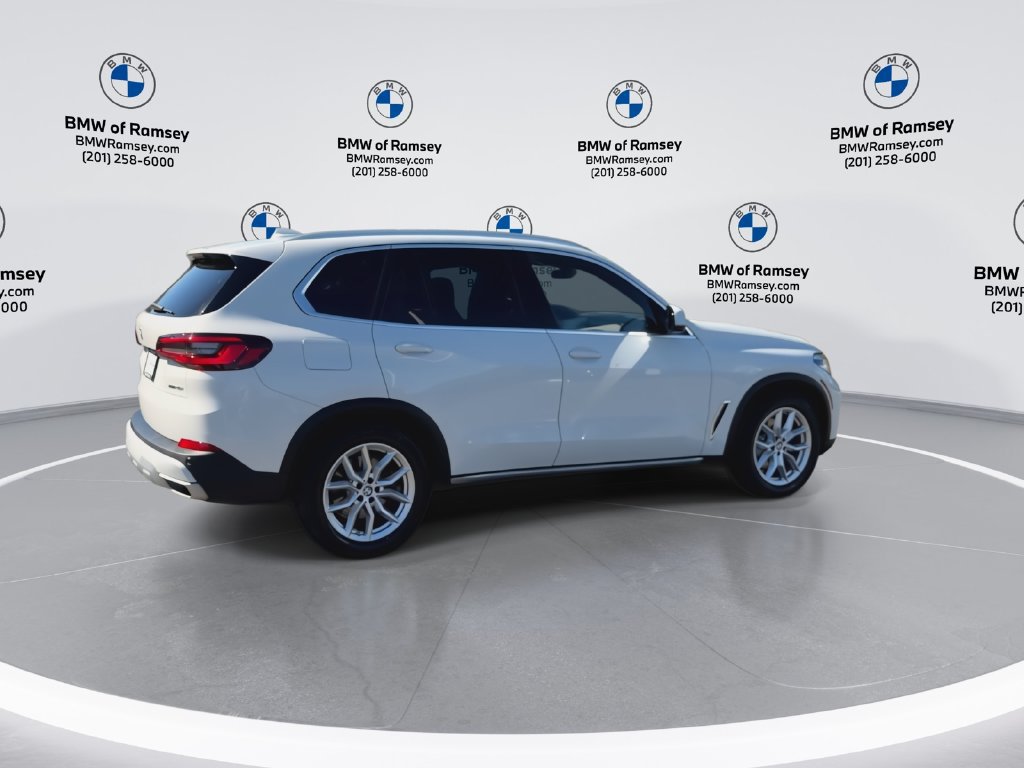 Used 2022 BMW X5 xDrive40i AWD/4WD image 8