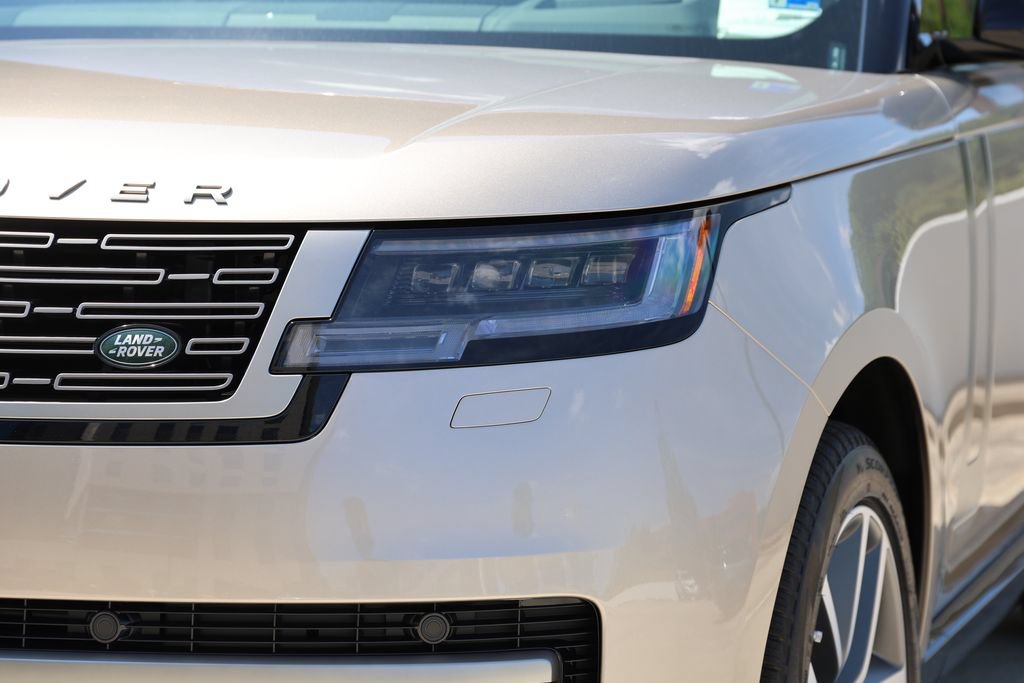 New 2026 Land Rover Range Rover SE AWD/4WD image 6