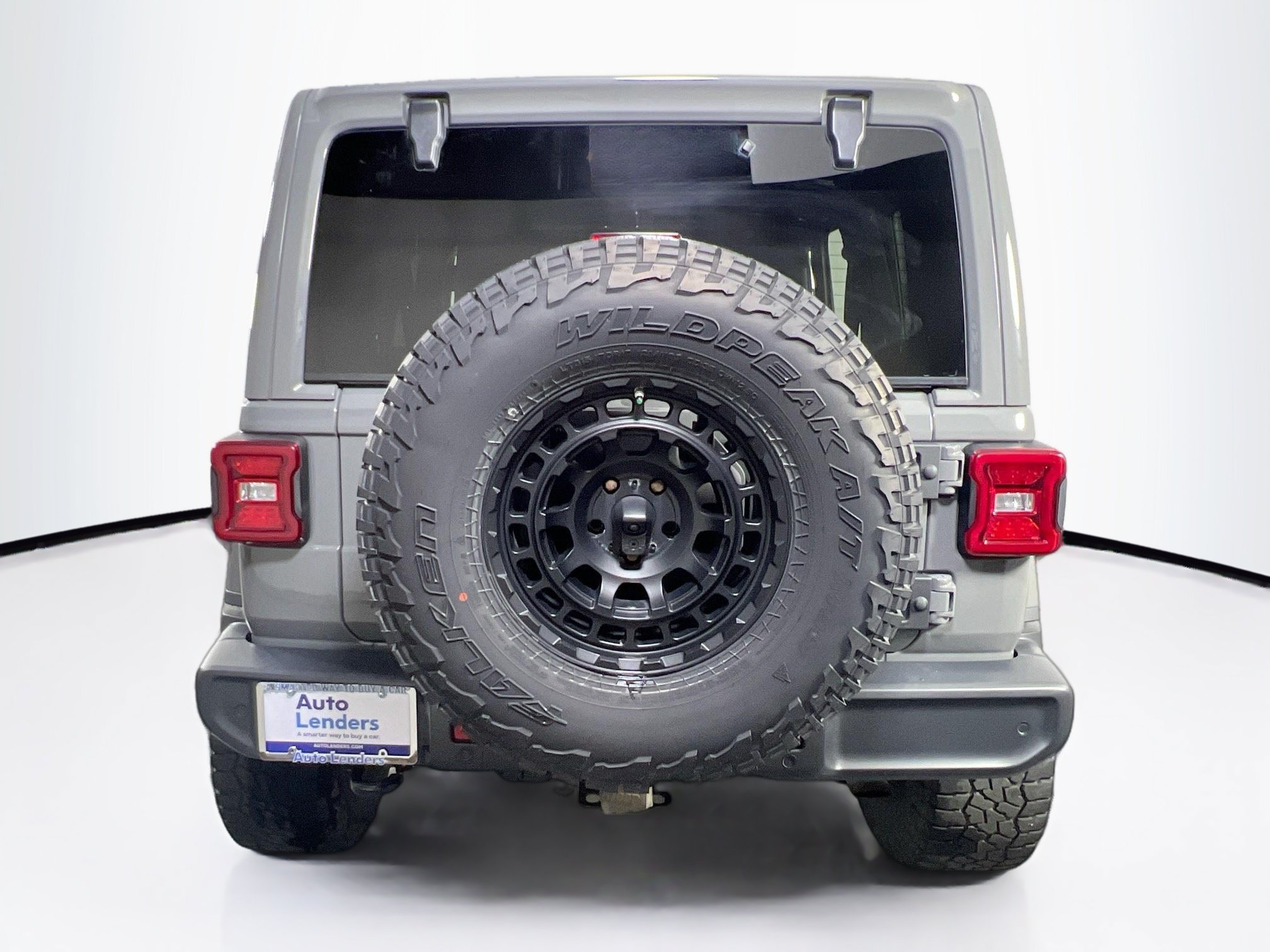 Used 2020 Jeep Wrangler Unlimited Sahara AWD/4WD image 6