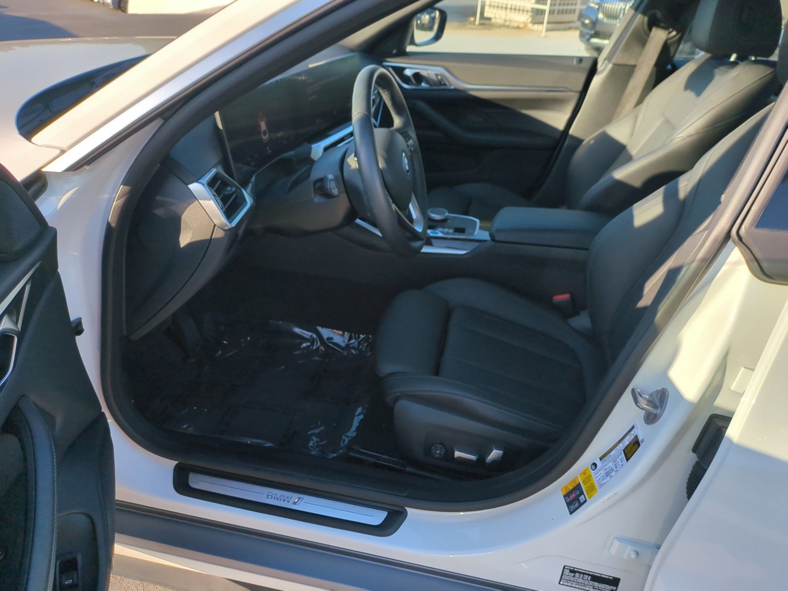 Certified 2023 BMW i4 eDrive35 w/ Premium Package RWD image 17