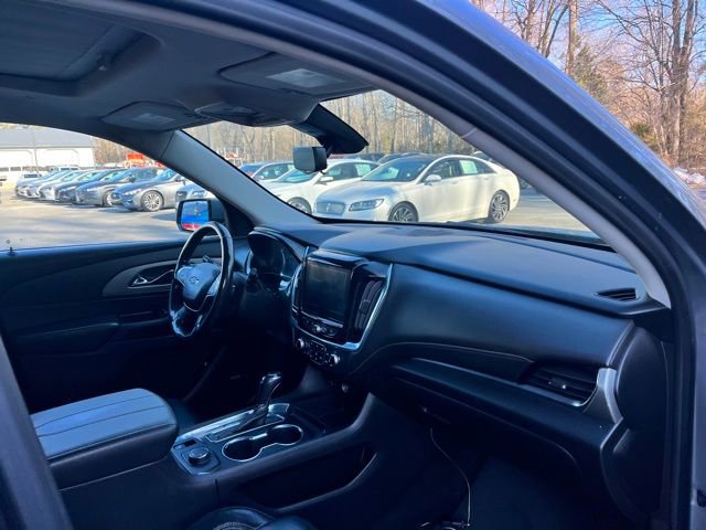 Used 2020 Chevrolet Traverse RS image 26