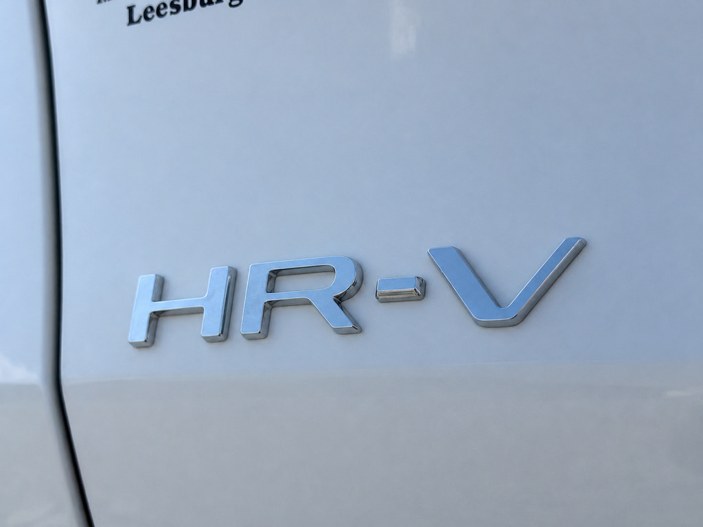 Used 2025 Honda HR-V LX image 16
