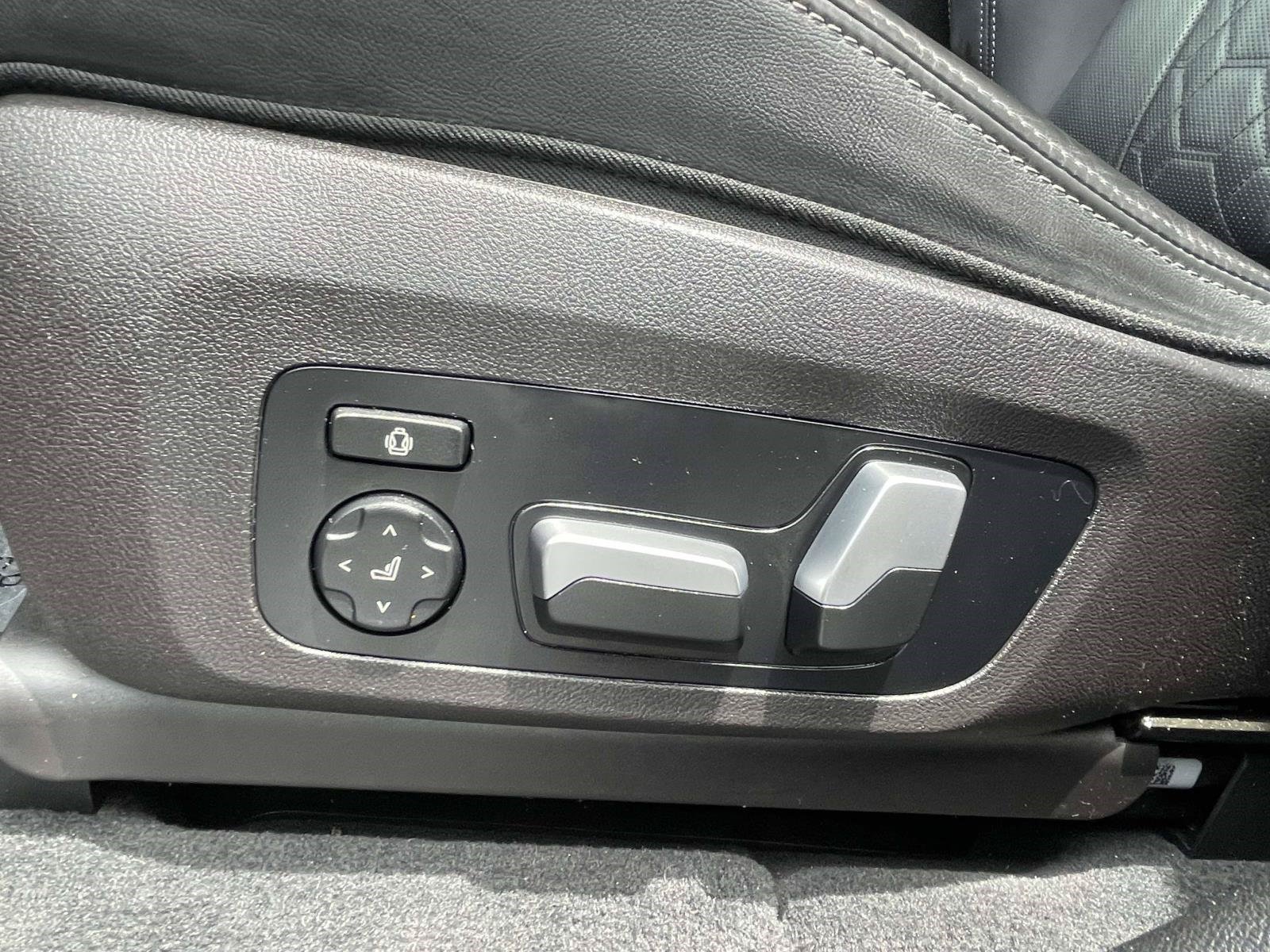 Used 2023 BMW X3 M w/ Competition Package AWD/4WD image 17
