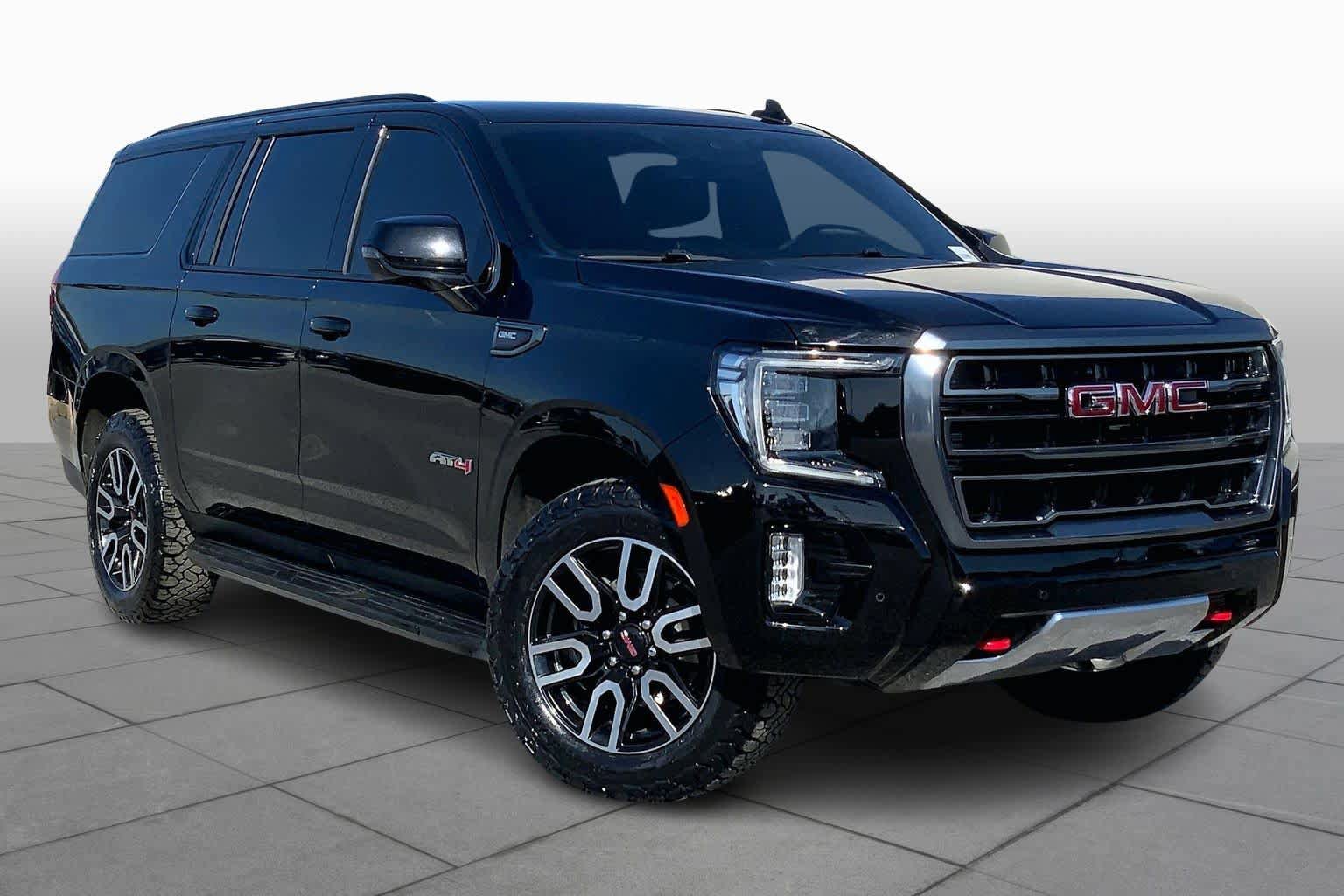 Used 2023 GMC Yukon XL AT4 w/ Max Trailering Package AWD/4WD image 3