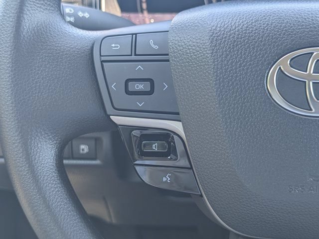 Used 2026 Toyota Camry LE FWD image 21