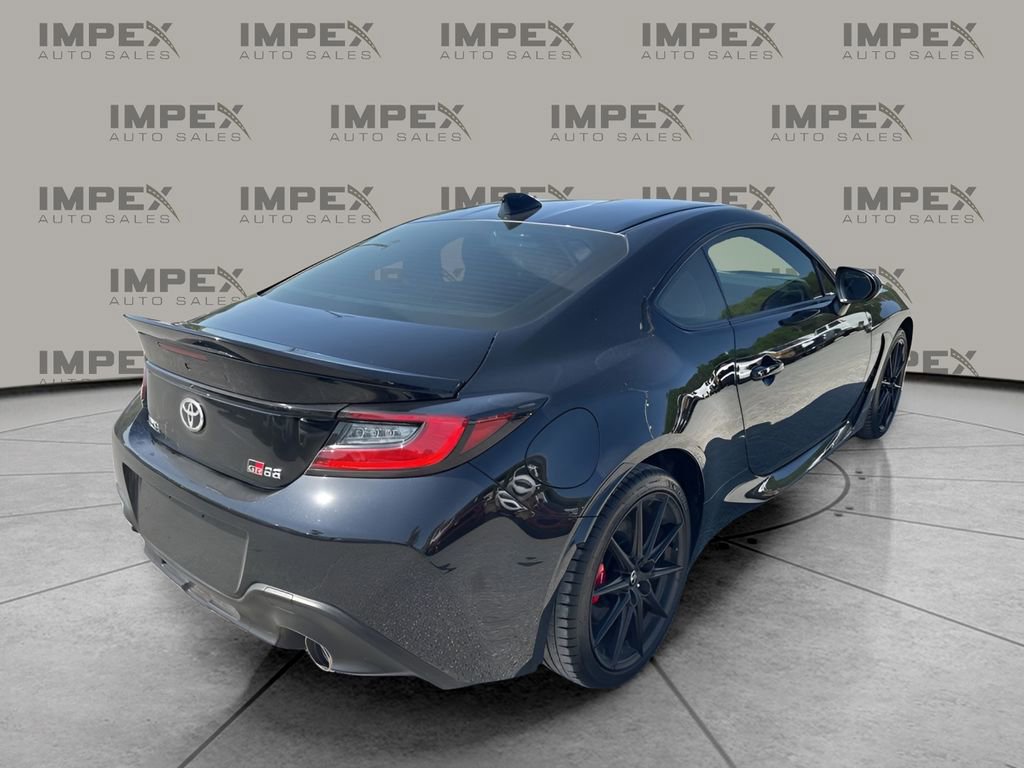 Used 2025 Toyota GR86 Premium w/ Performance Package RWD image 5