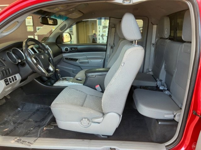 Used 2012 Toyota Tacoma 4x4 Access Cab w/ SR5 Pkg image 15