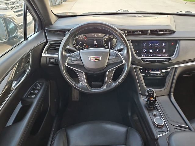 Used 2020 Cadillac XT5 Premium Luxury FWD image 11