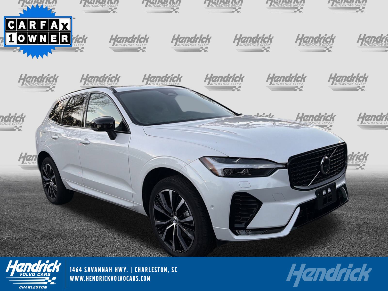 Certified 2025 Volvo XC60 B5 Plus image 1