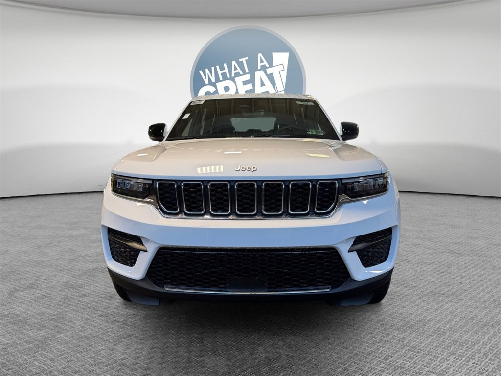 New 2025 Jeep Grand Cherokee Laredo X w/ Luxury Tech Group I image 9