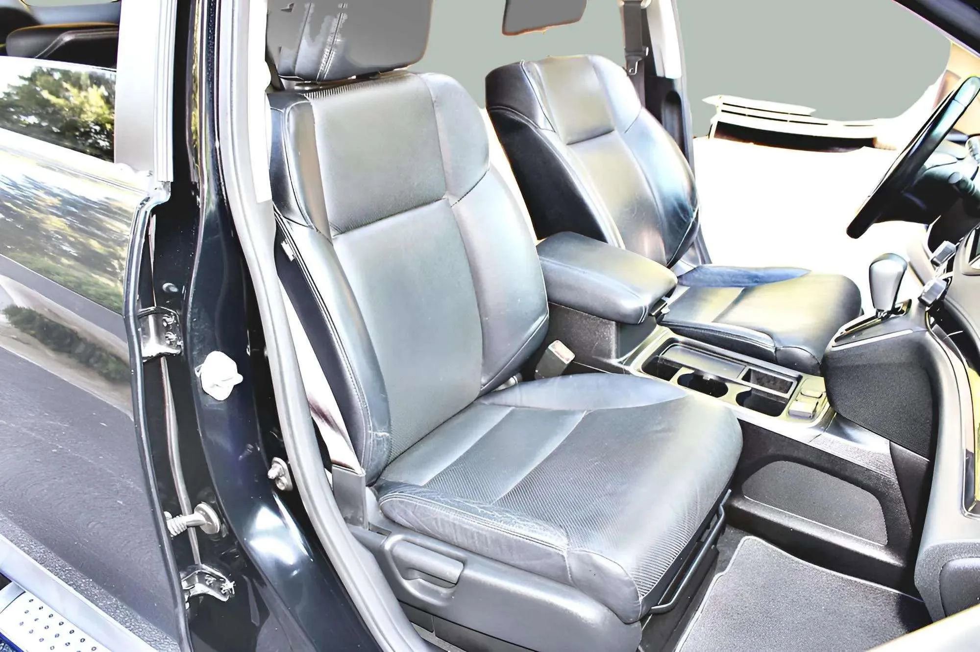 Used 2015 Honda CR-V EX-L image 28