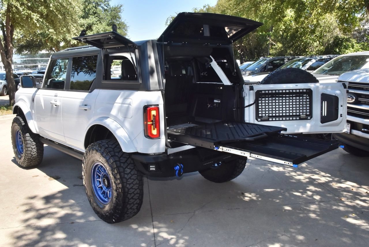 Used 2022 Ford Bronco Outer Banks AWD/4WD image 44