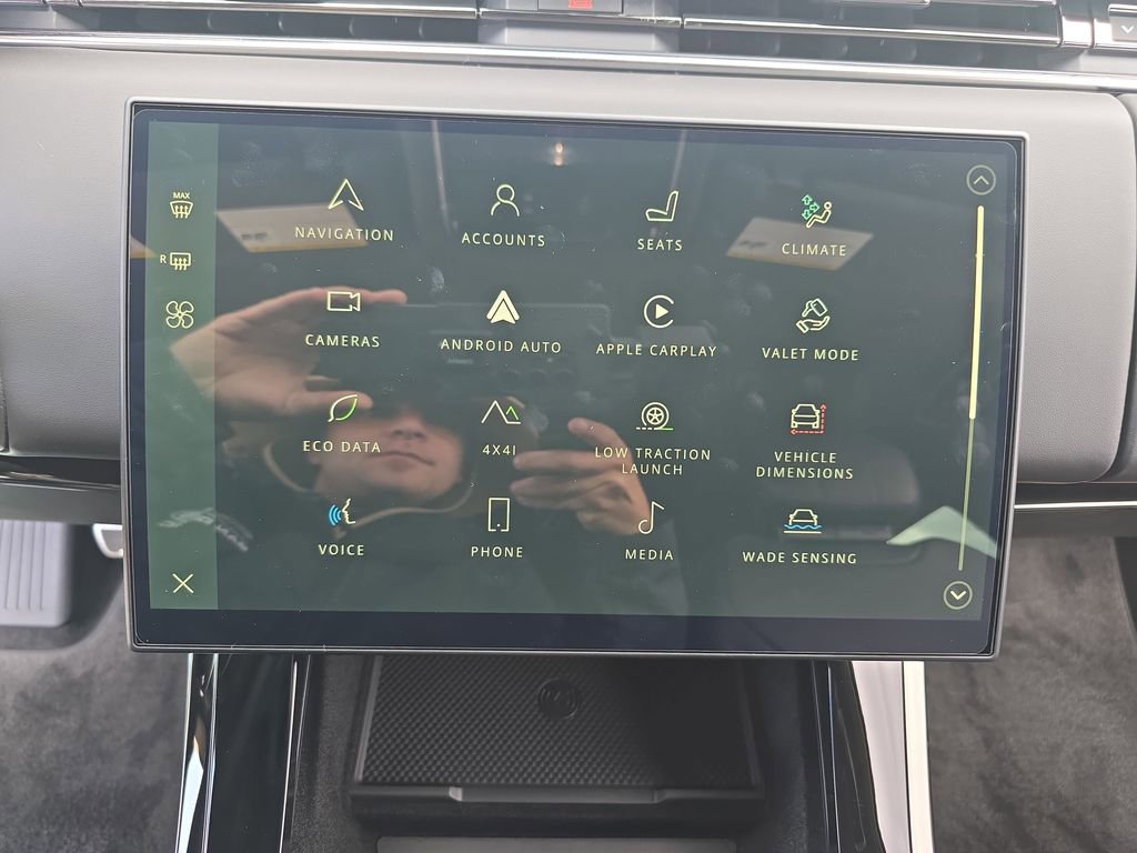 New 2026 Land Rover Range Rover Sport Dynamic SE AWD/4WD image 22