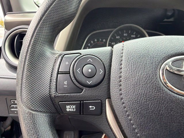 Used 2015 Toyota RAV4 LE AWD/4WD image 18
