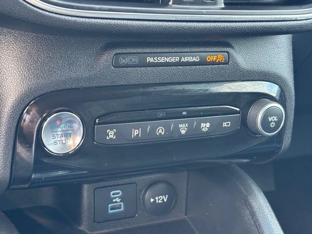Certified 2023 Ford Escape Platinum AWD/4WD image 23