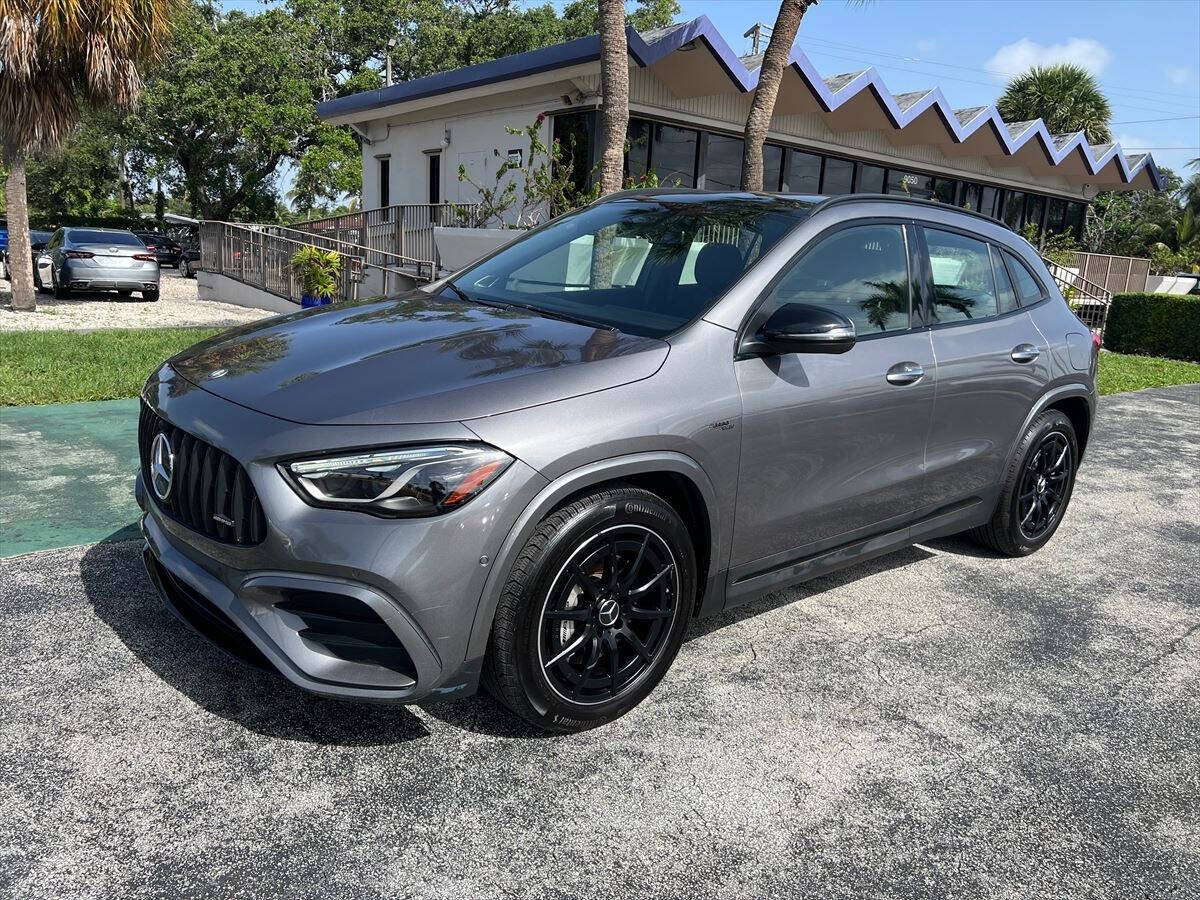 Used 2025 Mercedes-Benz GLA 35 AMG 4MATIC image 2