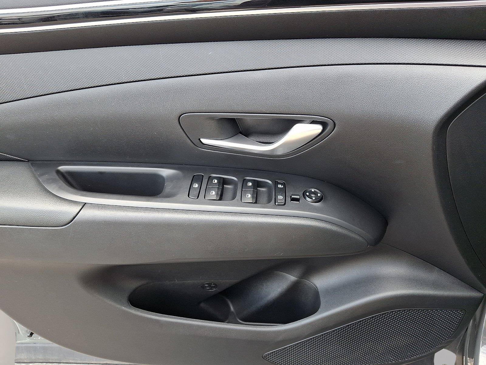 Used 2024 Hyundai Tucson SE FWD image 12