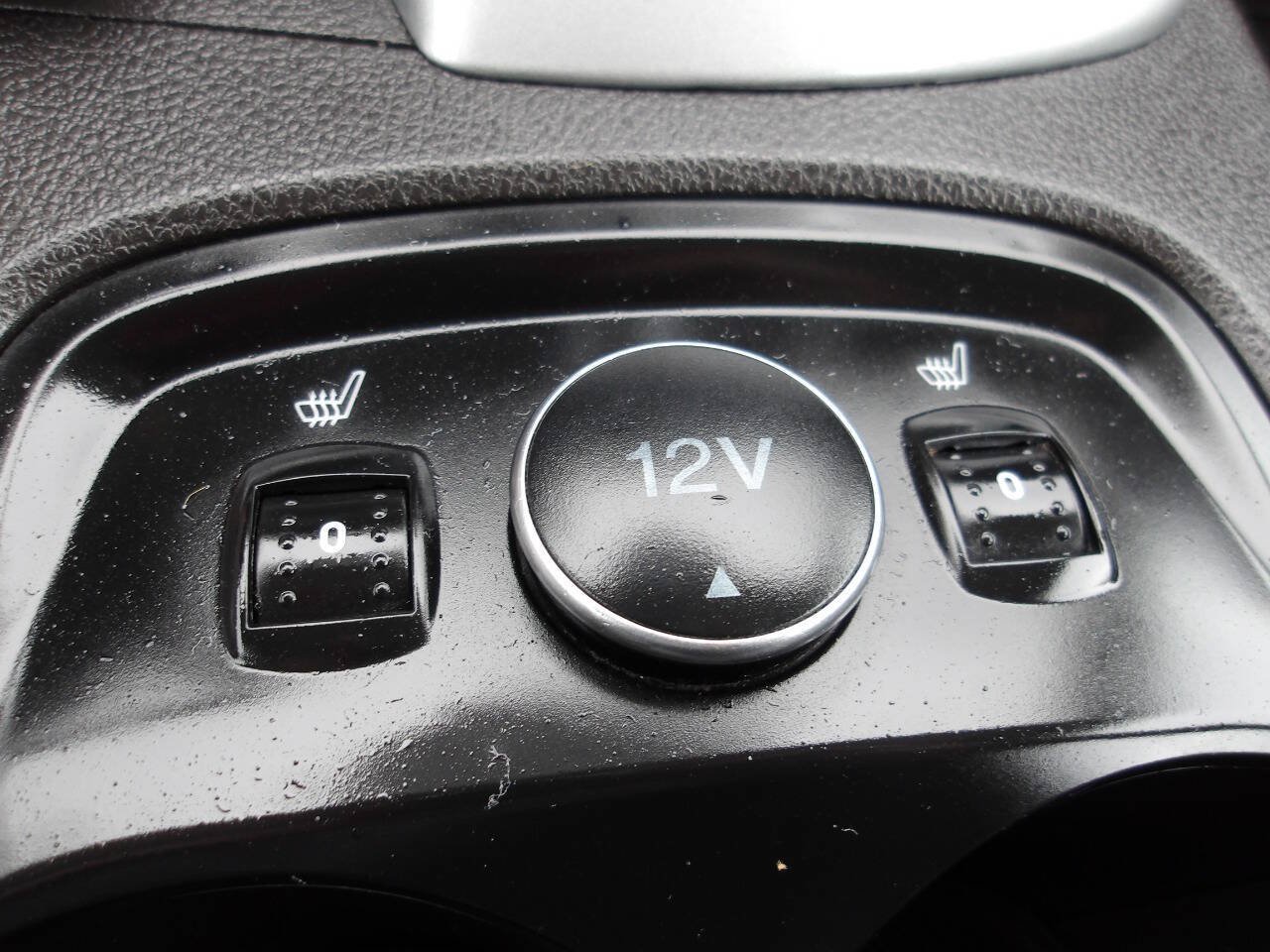 Used 2014 Ford Focus SE w/ Equipment Group 201A FWD image 14