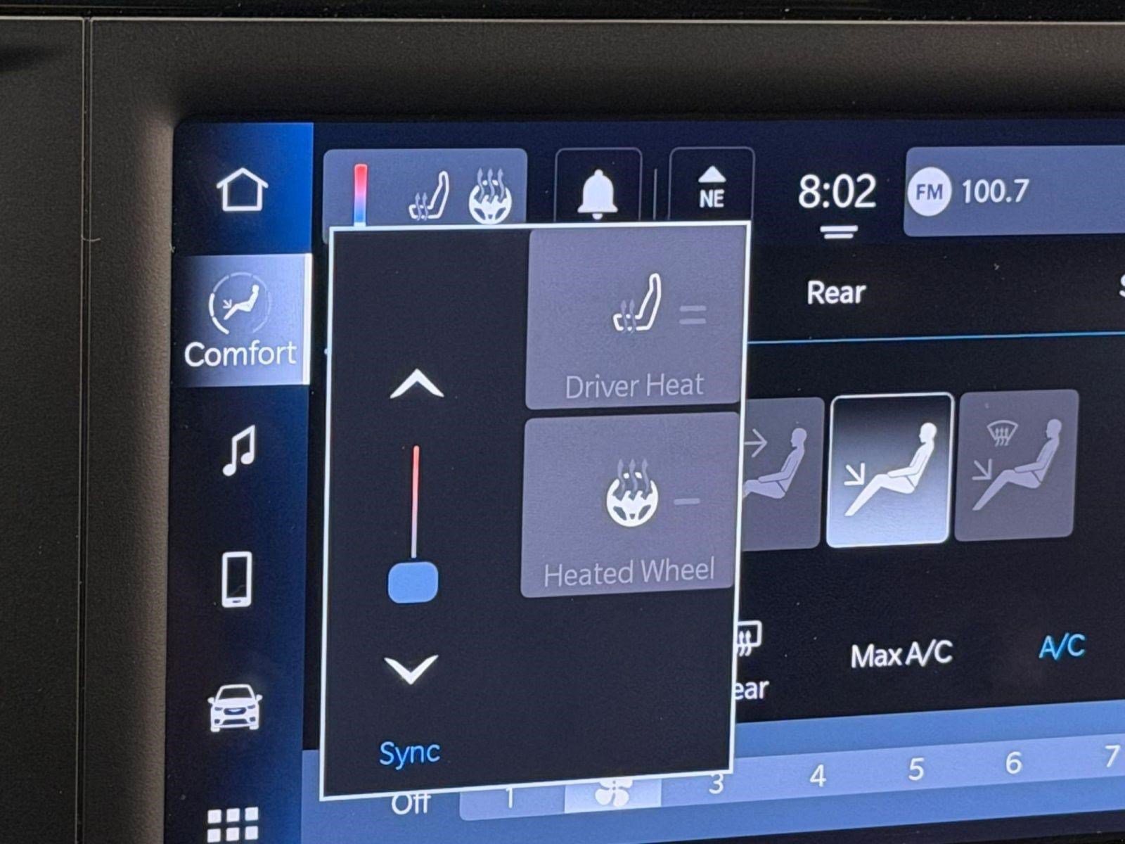 Used 2022 Chrysler Voyager LX FWD image 28