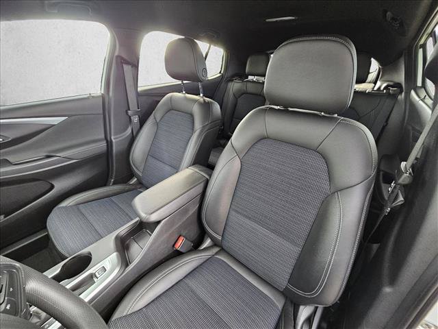 Used 2025 Buick Envista Preferred FWD image 14