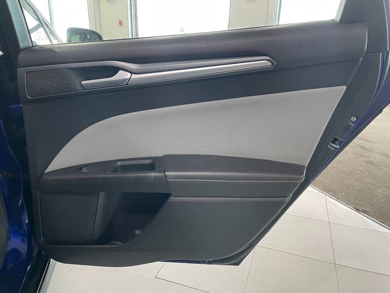 Used 2013 Ford Fusion S image 21