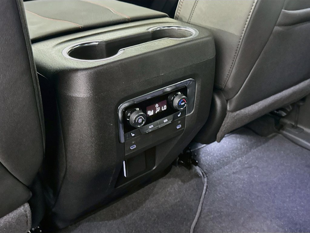 New 2026 Chevrolet Suburban RST w/ Comfort Package RWD image 27