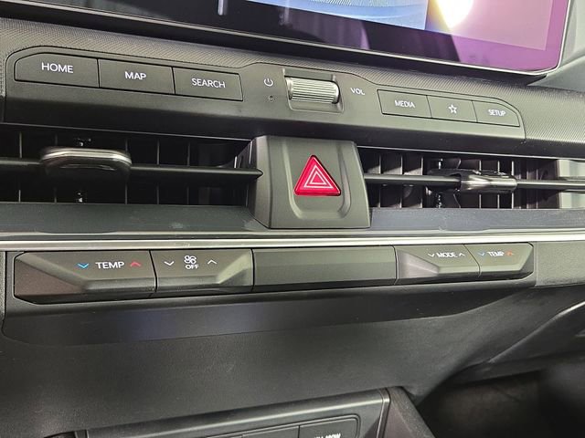 Used 2025 Kia K4 EX FWD image 18