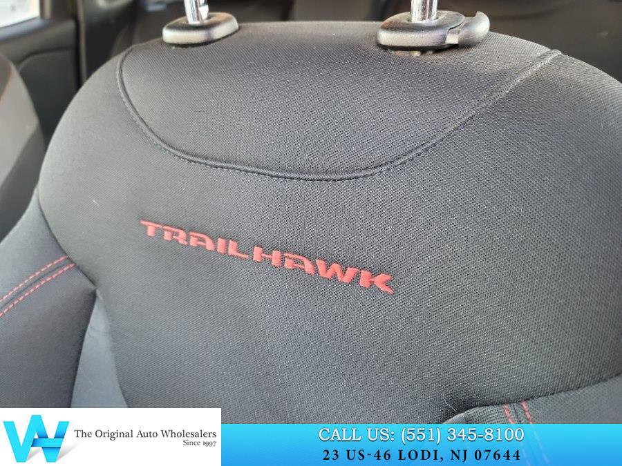 Used 2015 Jeep Renegade Trailhawk w/ Popular Equipment Group image 12