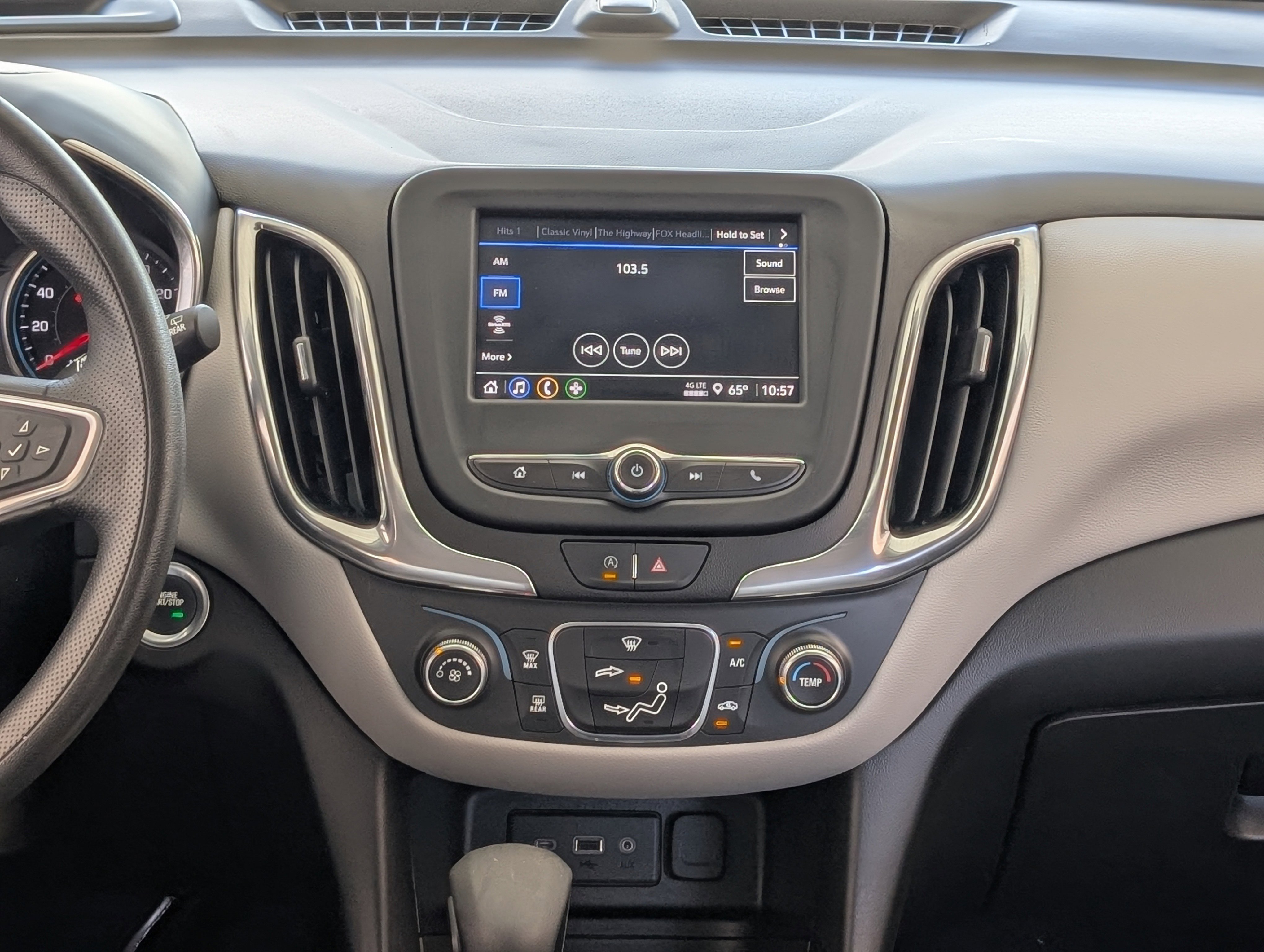 Used 2022 Chevrolet Equinox LT image 25